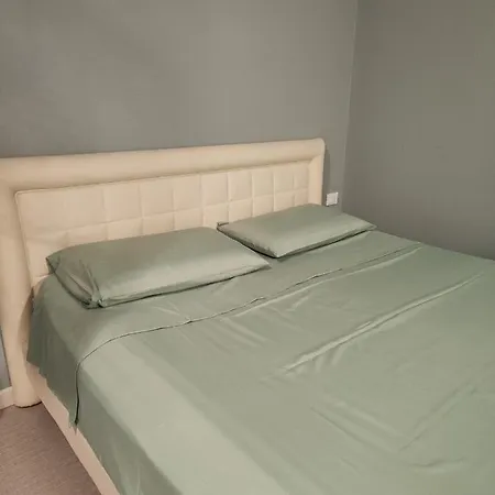 Attico Open Space - Piscina A 400 Mt 아파트 데센자노델가르다